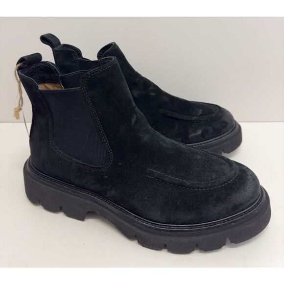 Sofft Chelsea Boots Size 7.5 Black Leather Samira Waterproof Pull On NEW - Picture 2 of 10